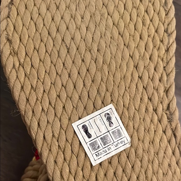 Colorful Rope Sandals - Picture 5 of 5